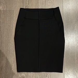WILFRED FREE BY ARITZIA PENCIL SKIRT 🖤🖤